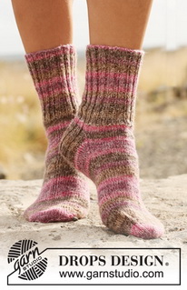 Free patterns - Children Socks & Slippers / DROPS 130-17