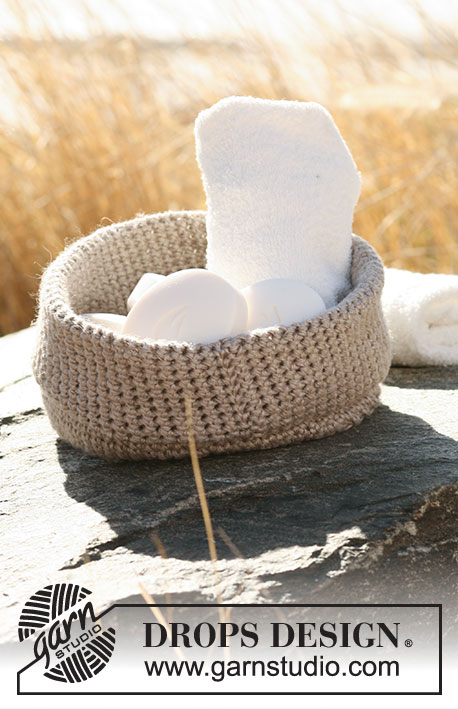 So Natural / DROPS 130-38 - Crocheted DROPS basket in 2 threads Lin or Belle