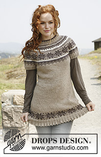 Autumn Flurries / DROPS 133-15 - Knitted DROPS tunic with short sleeves, round yoke and Norwegian pattern in ”Karisma”. Size: S to XXXL.