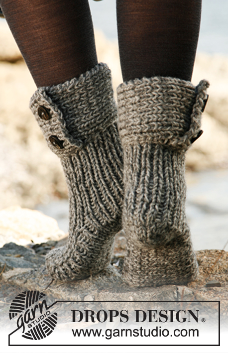 Moon Socks / DROPS 134-42 - Knitted DROPS slippers in 2 strands Nepal. 