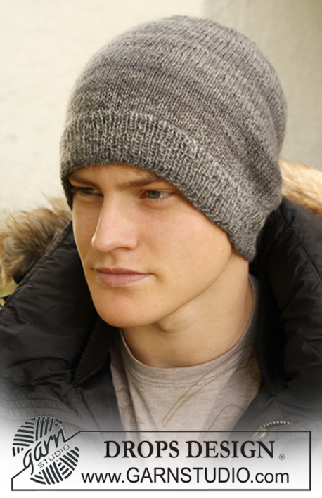 Darrin / DROPS 135-33 - Men's knitted hat in stocking st, in DROPS Delight.