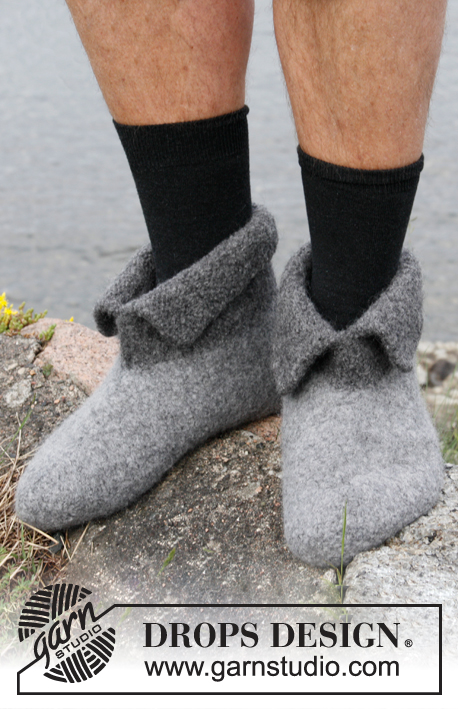 Hobbit shoes / DROPS 135-37 - Felted slippers for men in DROPS Snow. Size 21 to 48