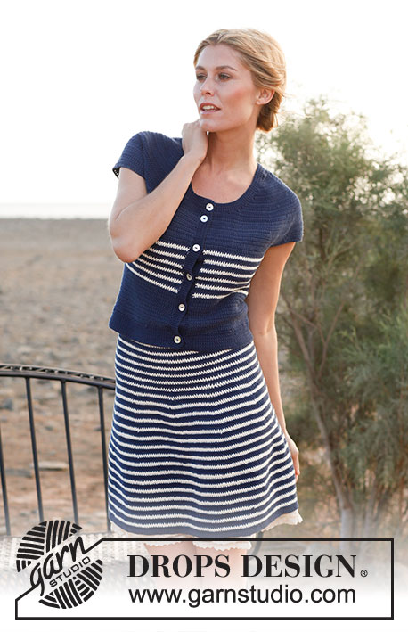 Sea Breeze / DROPS 136-15 - Crochet DROPS skirt with high waist and stripes in ”Safran”. Size: XS - XXXL.