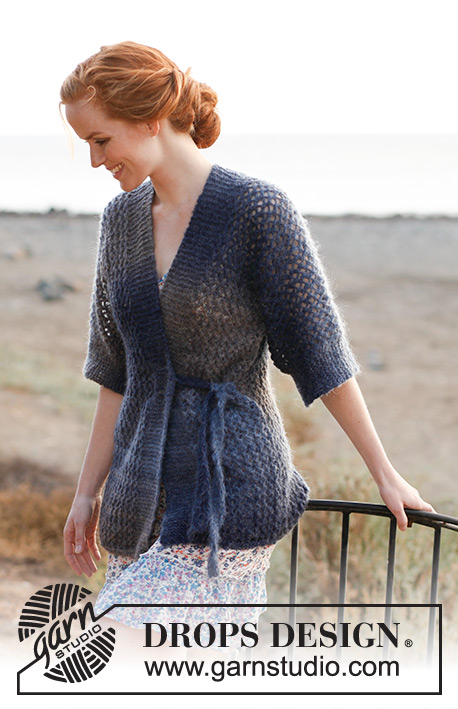 Evening Blues / DROPS 137-19 - Knitted DROPS jacket with lace pattern and ¾ sleeves in ”Verdi”. Size: S - XXXL.