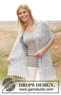 Soft Spring / DROPS 138-14 - Knitted DROPS shawl with lace pattern and bobbles in ”Lace”.