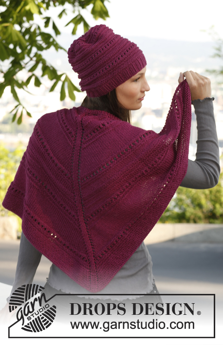 Aubergine / DROPS 142-29 - Knitted DROPS hat and shawl with simple textured pattern in ”Karisma”.