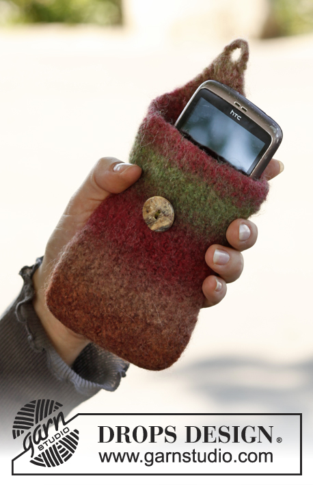 Smoothie / DROPS 143-9 - Felted DROPS mobile pouch in Big Delight. 