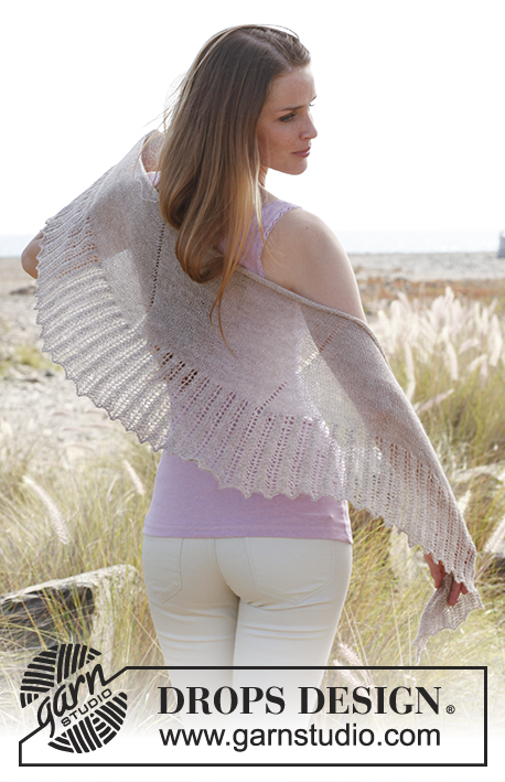 Wings / DROPS 146-28 - Knitted DROPS shawl with lace pattern in ”Lace”.