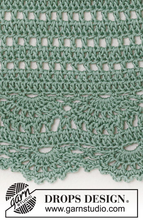 Spearmint / DROPS 147-35 - Crochet DROPS poncho in ”Muskat”. Size: S - XXXL.