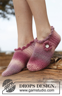 Ruby / DROPS 148-31 - Crochet DROPS slippers in Big Delight. Size 35 - 43.
