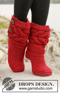 Free patterns - Christmas Socks & Slippers / DROPS 150-4