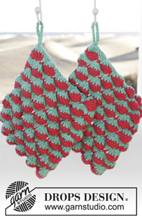 Strawberry Drizzle / DROPS 152-38 - Crochet DROPS pot holder with strawberries in ”Paris”.
