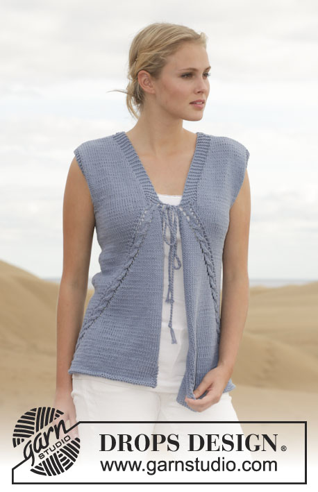 River Run / DROPS 153-23 - Knitted DROPS vest with cables and lace pattern in ”Paris”. Size: S - XXXL.