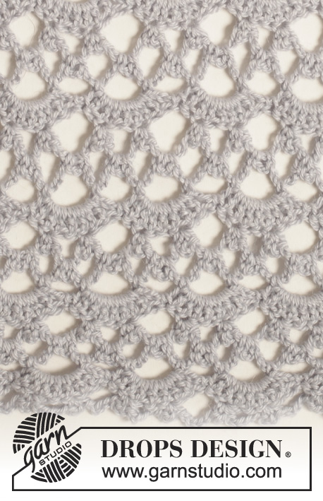 La Mer / DROPS 153-28 - Étole DROPS au crochet, avec éventails, en ”BabyAlpaca Silk”.