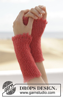 Warm Embrace / DROPS 154-3 - Knitted DROPS wrist warmers in garter st with picot edge in ”Brushed Alpaca Silk”.