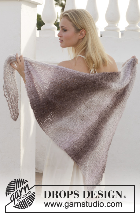 Beside You / DROPS 155-11 - Knitted DROPS shawl in garter st in Verdi.