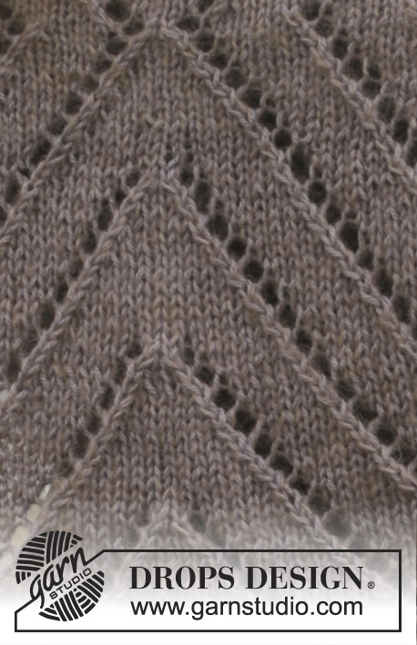 Kyrena / DROPS 156-35 - Knitted DROPS bolero in garter st with lace pattern in BabyAlpaca Silk and Kid-Silk. Size: S - XXXL.