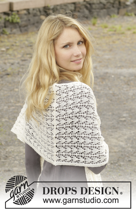 Reverie / DROPS 157-36 - Knitted DROPS shawl with lace pattern in ”Lace” or Alpaca or BabyAlpaca Silk.
