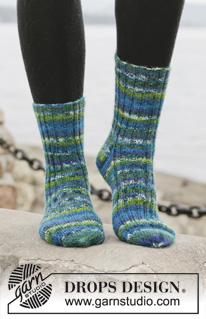 Free patterns - Children Socks & Slippers / DROPS 158-46