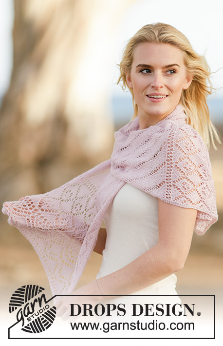 Savannah Stroll / DROPS 160-20 - Knitted DROPS shawl with lace pattern in Lace or BabyAlpaca Silk.