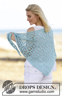 Water Pearl / DROPS 162-23 - Crochet DROPS shawl with lace pattern in ”Alpaca”.