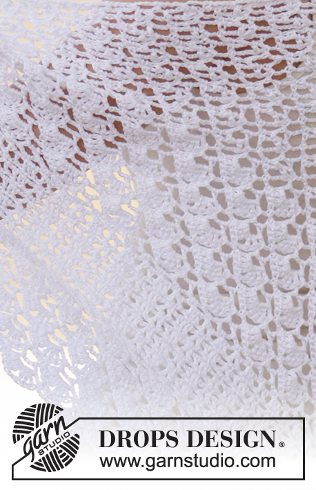 Seaside Romance / DROPS 162-29 - Crochet DROPS shawl with fan pattern in stripes in Cotton Viscose