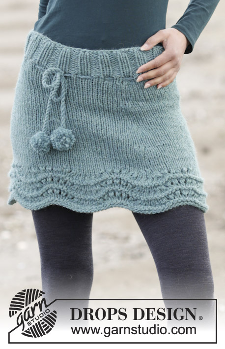 Sea Foam / DROPS 164-37 - Knitted DROPS skirt with wave pattern and rib in Andes. Size: S - XXXL.