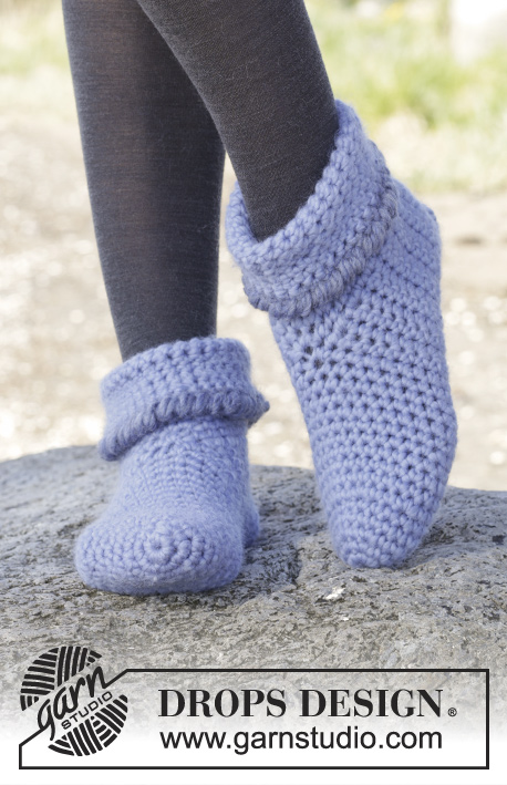 En Pointe / DROPS 166-27 - Crochet DROPS slippers in Snow Size 35-42
