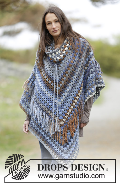 Gaucho / DROPS 166-35 - Crochet DROPS poncho with detachable collar, treble groups and fringes, worked top down in ”Big Delight”. Size: S - XXXL.