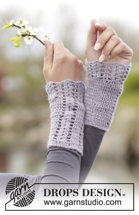 Viola / DROPS 166-44 - Set consists of: Crochet DROPS shawl, hat and wrist warmers with fan pattern in ”BabyAlpaca Silk”.
