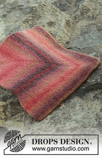 Just a Moment / DROPS 178-8 - Felted sitting mat, worked as domino square in DROPS Big Delight.