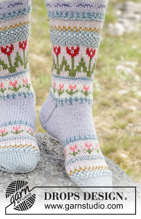 Always Winter / DROPS 179-36 - Stickade sockor med norskt flerfärgat mönster. Storlek 35 - 46.
Arbetet är stickat i DROPS Karisma.
