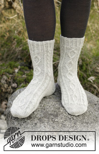 Free patterns - Women's Socks & Slippers / DROPS 182-32