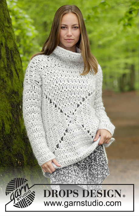 Relax / DROPS 183-19 - Sweater with lace pattern and high collar, crocheted from the middle and outwards in a square. Size: S - XXXL
Piece is crocheted in 2 strands DROPS Air.