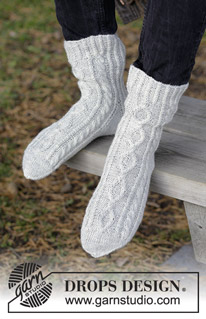 Free patterns - Men's Socks & Slippers / DROPS 185-20