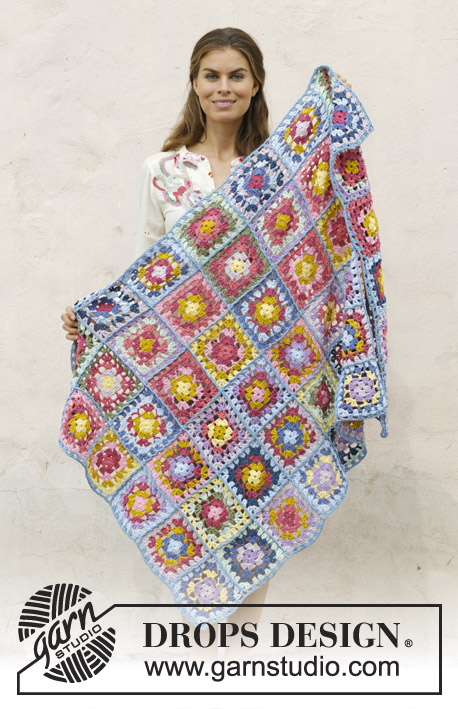 Sandy's Love / DROPS 189-2 - Crocheted blanket with granny squares. Piece is crocheted in DROPS Paris.