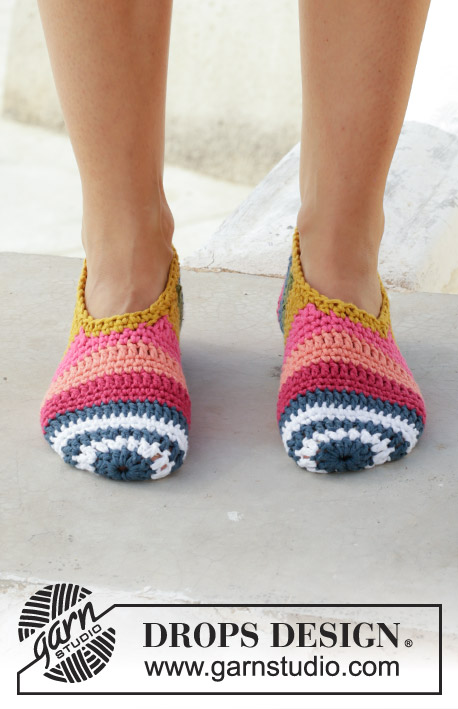 On Point / DROPS 189-29 - Crocheted slipper with stripes. Piece is crocheted in DROPS Paris.