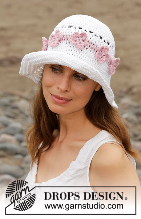 Summer Azalea / DROPS 190-20 - Virkattu hattu, jossa pitsikuvioita ja kukkia. Työ virkataan DROPS Paris-langasta.