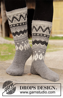 Free patterns - Women's Socks & Slippers / DROPS 193-15