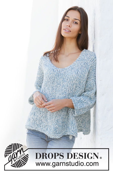 Early Riser / DROPS 199-32 - Knitted jumper in 2 strands DROPS Alpaca Bouclé. The piece is worked with v-neck and split in sides. Sizes S - XXXL.