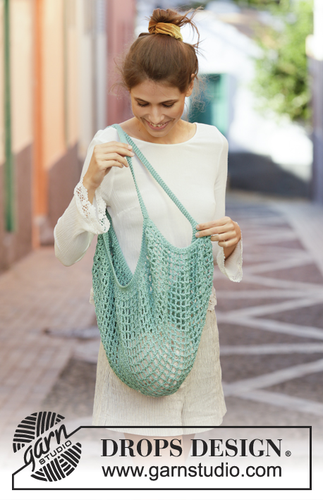 Hedera Tote / DROPS 202-40 - Crocheted tote bag in DROPS Muskat. Piece is crocheted in mesh pattern.