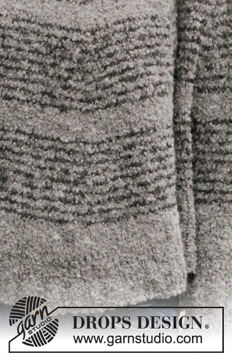 Seashell Search / DROPS 207-18 - Jersey tipo poncho en DROPS Alpaca Bouclé. La pieza está tejida de arriba para abajo con canesú redondo y franjas. Tallas S – XXXL.