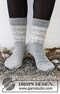 Free patterns - Women's Socks & Slippers / DROPS 214-53