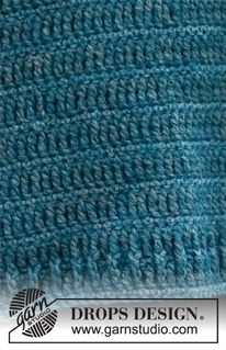 Paride / DROPS 215-25 - Crocheted vest / slipover in DROPS Sky and DROPS Kid-Silk. The piece is worked top down. Sizes S - XXXL.