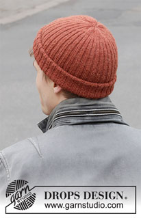 Clementin Hat / DROPS 219-6 - Bonnet tricoté / Bonnet hipster tricoté pour homme, en côtes, en DROPS Alpaca.