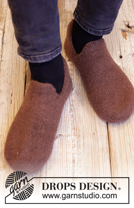 Meadow Meanderings / DROPS 224-33 - Knitted and felted slippers for men in DROPS Alaska. Size 26-46.
