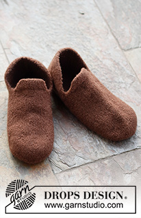 Meadow Meanderings / DROPS 224-33 - Knitted and felted slippers for men in DROPS Alaska. Size 26-46.