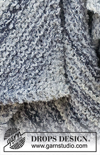 Smoky Horizons / DROPS 226-19 - Couverture tricotée au point mousse, avec 2 fils DROPS Delight + 1 fil DROPS Alpaca Bouclé ou 1 fil DROPS Big Delight + 1 fil DROPS Alpaca Bouclé. Se tricote en diagonale d'un coin à l'autre.