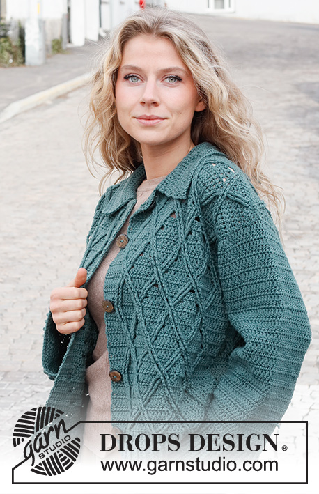 Teal Crossover / DROPS 227-30 - Crocheted jacket in DROPS Merino Extra Fine. The piece is worked with cables, relief-stitches and collar. Sizes S - XXXL.