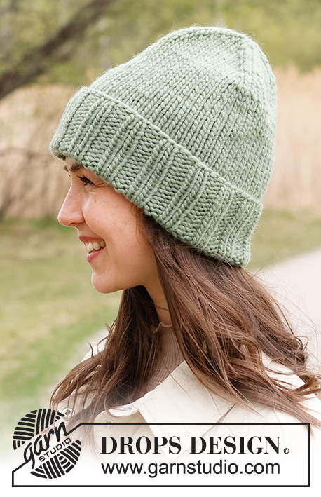 Dreams of Ivy / DROPS 234-20 - Knitted hat/ hipster hat in DROPS Snow or DROPS Andes. Piece is knitted top down in stockinette stitch with folding edge in rib.